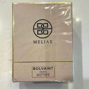 BRAND NEW in package parfum for woman